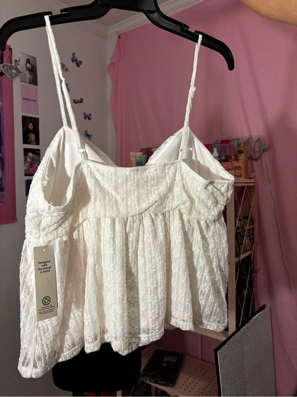 BRAND NEW! No Boundaries Cream Lace-Trim Cropped Cami with Front Tie🤍 size XL